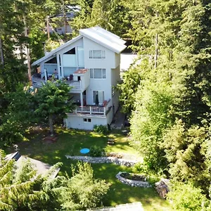 Belle Neige Suites: , Whistler Canada